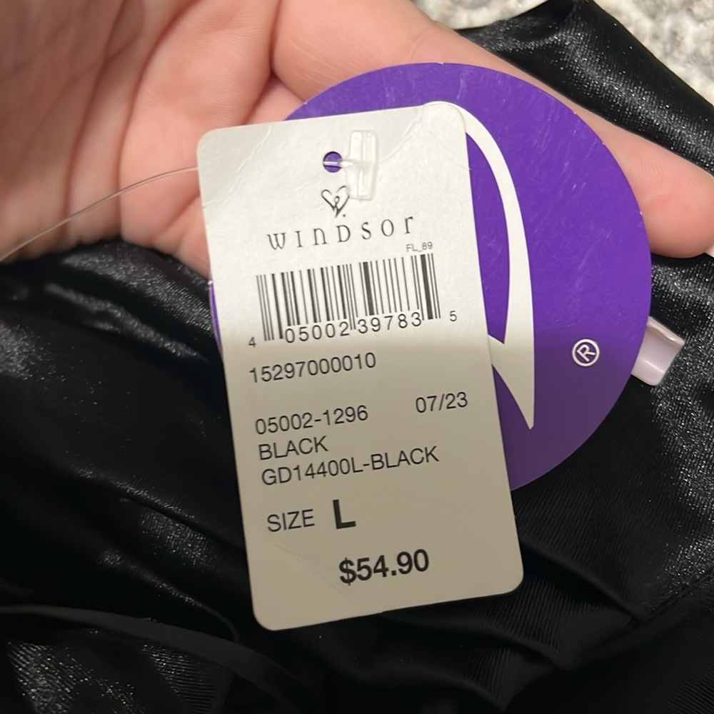 BRAND NEW DRESS